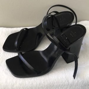 Gucci Heel
